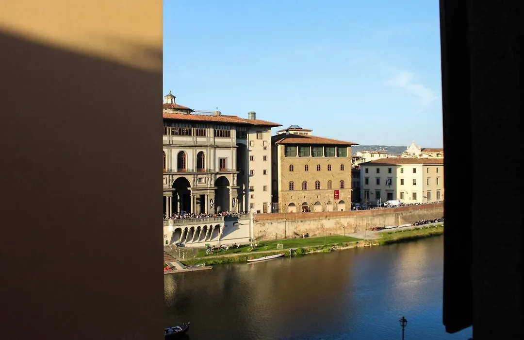 Lunart-1